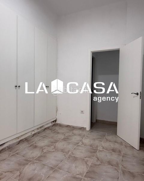 Foto de1730e9-f4ef-4075-9326-690f460da39b. Pis a Feria Sevilla