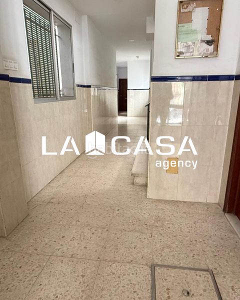 Foto 99334bff-94d1-490c-a597-57bec4b26321. Piso en Feria Sevilla