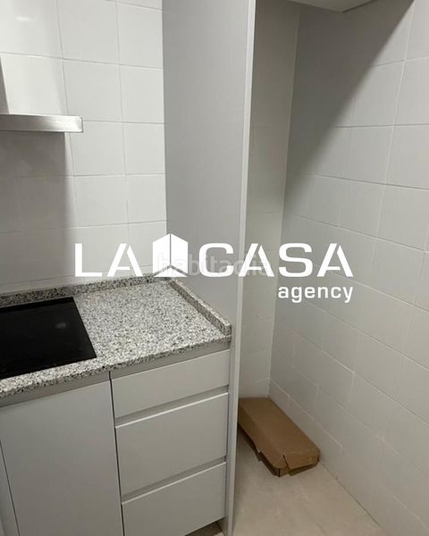 Foto a1647342-e03b-4922-952d-14c8f7247012. Piso en Feria Sevilla