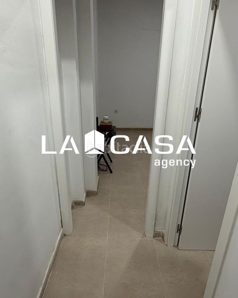 Foto d7262878-621c-4fcf-b449-30186f97cd6d. Piso en Feria Sevilla