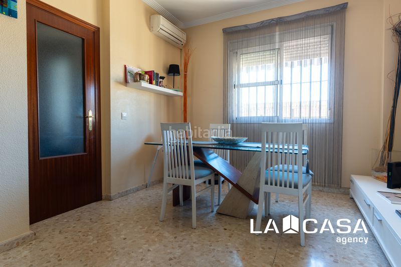 Foto ee52b003-cbe4-489c-bbe9-3cfcd832900b. Casa adosada en Vista Azul - Consolación Dos Hermanas