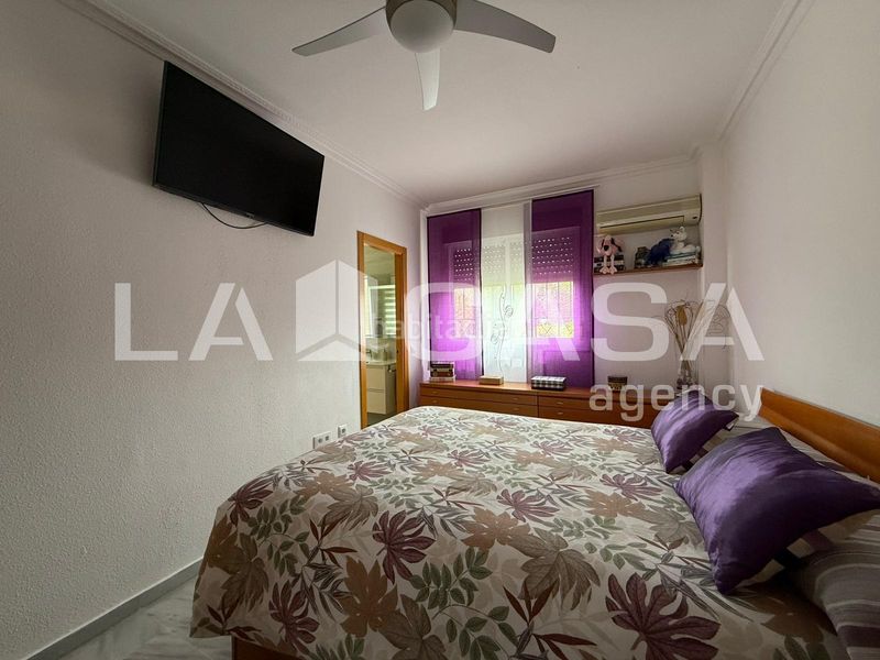 Foto 524dded3-a85e-43e5-98a1-e8fa00596cd8. Casa adossada amb aparcament piscina a Avenida de Europa Montequinto