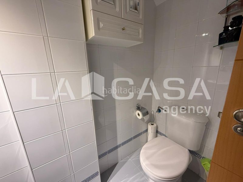 Foto 59930642-c0da-4f61-83f2-de30af0aa398. Casa adossada amb aparcament piscina a Avenida de Europa Montequinto