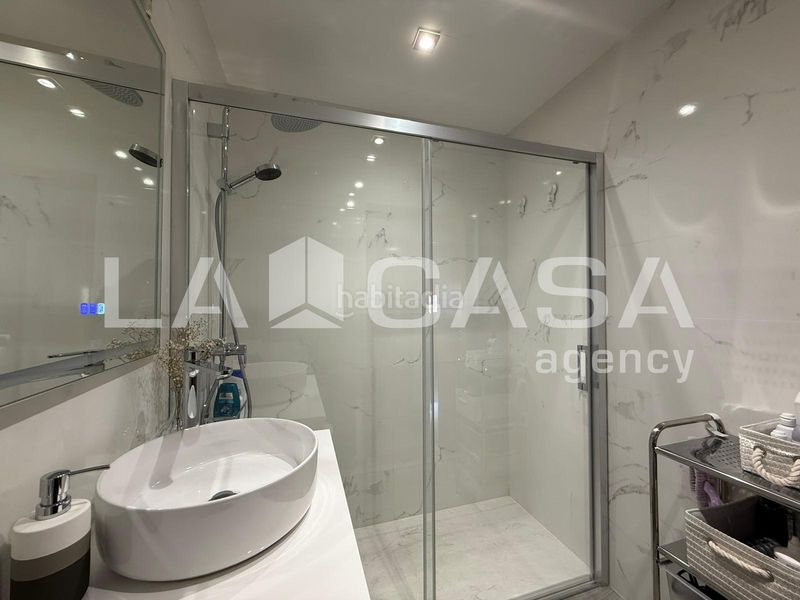 Foto 73ac6fae-d951-4a03-a7e4-19436afd3936. Casa adossada amb aparcament piscina a Avenida de Europa Montequinto