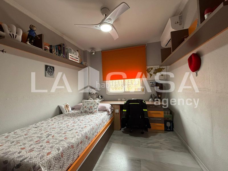 Foto d4cdafab-254f-4bd5-a562-e572145805e9. Casa adossada amb aparcament piscina a Avenida de Europa Montequinto