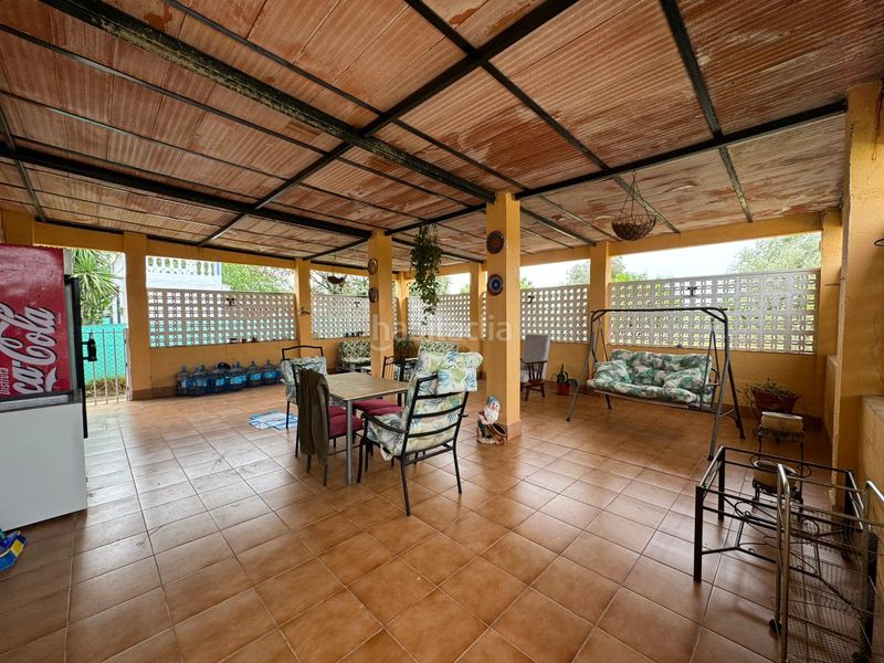 Foto 81d492f2-b643-4562-be61-5b4f452f6ccf. Xalet amb aparcament piscina a Carmona