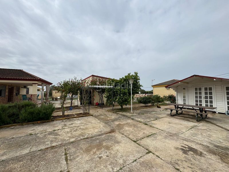 Foto 895e7bbc-ea8f-4fbf-98fd-220c8f4dd33d. Xalet amb aparcament piscina a Carmona