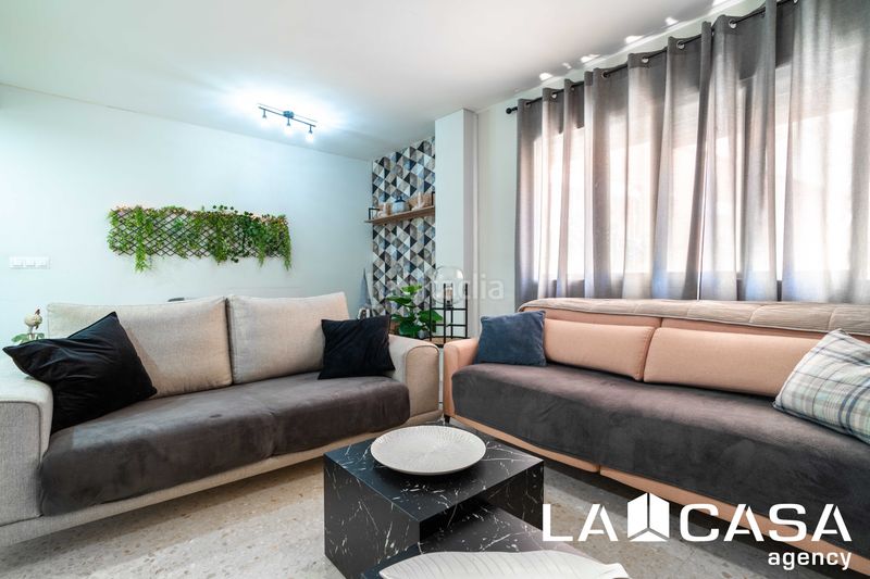 Foto 2d9d8619-b0d4-4b2c-9cd4-02cdc8507b0a. Pis amb aparcament piscina a El Arenal - La Pólvora Dos Hermanas