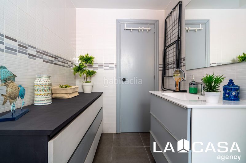 Foto 30933b71-cd10-412c-8244-d0c20c9053c7. Pis amb aparcament piscina a El Arenal - La Pólvora Dos Hermanas