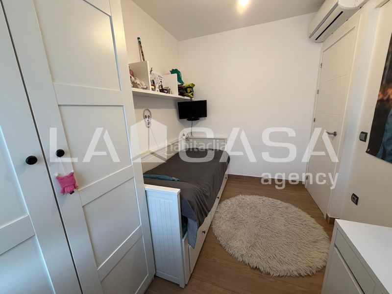 Foto f6a1751e-8b5f-4813-b61c-63e4e1f4cbb1. Casa adossada amb calefacció aparcament a Avenida de Europa Montequinto