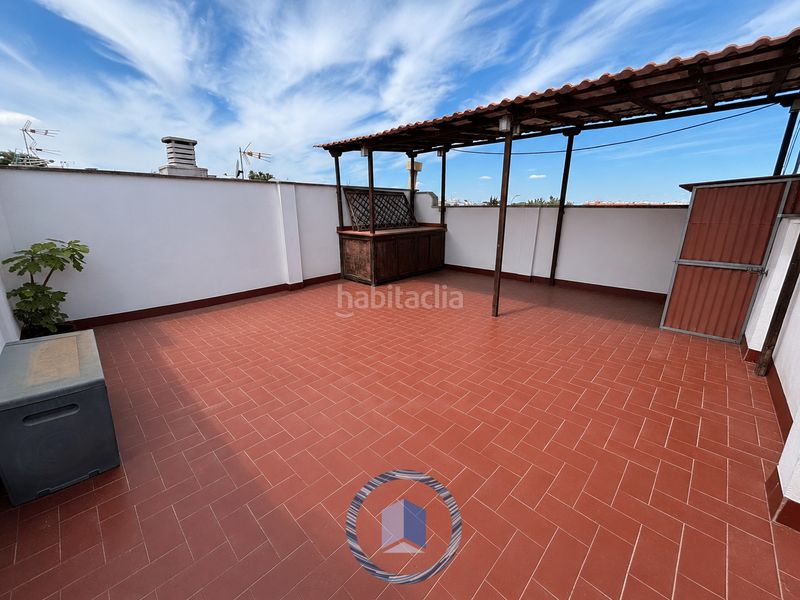 Foto fe4704a0-b173-42bd-ae52-850cae1f8911. Casa pareada en Avenida de Europa Montequinto