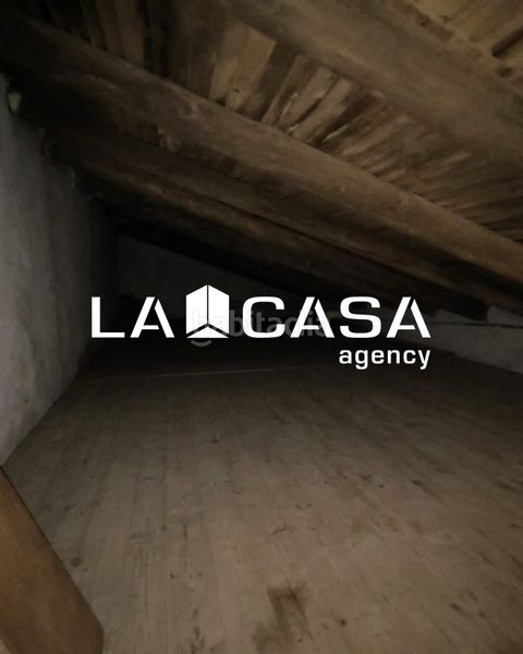 Foto 75c2cc61-7185-4429-b7fb-e89ff80b12fe. Casa aparellada a Ronquillo (El)