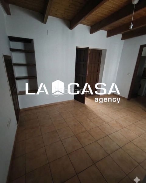 Foto dca7f7e0-22a1-4a51-ab75-150abdb3546d. Casa aparellada a Ronquillo (El)