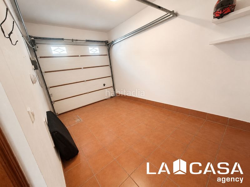 Foto 56f09f27-1898-4c40-8337-749bf98f6b75. Casa amb aparcament a Centro - Doña Mercedes Dos Hermanas