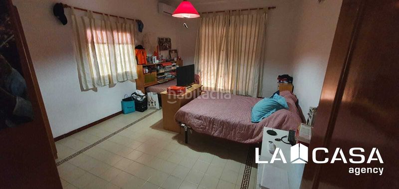 Foto 11387e3d-2732-486f-b147-8de70136ba3f. Casa amb aparcament a El Arenal - La Pólvora Dos Hermanas
