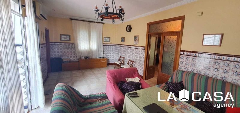 Foto 33e3474b-b263-44ad-9742-e4cf76c3a635. Casa amb aparcament a El Arenal - La Pólvora Dos Hermanas