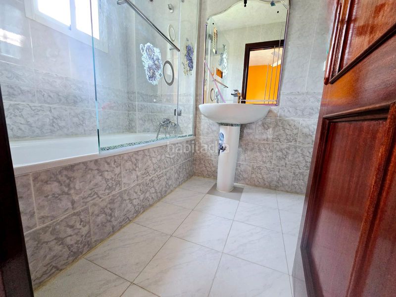 Foto 6df2825c-739d-4939-b3f6-4c506bd39197. Piso en colores - entreparques Sevilla