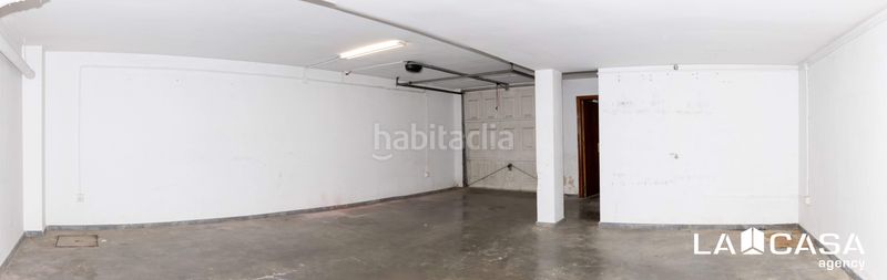 Foto 4c63094e-b16c-40df-97ff-e124423572dc. Casa aparellada amb aparcament a La Motilla - Fuente del Rey Dos Hermanas