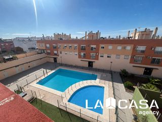Appartamento in Centro - Doña Mercedes. Piso de 3 dormitorios con garaje, trastero y piscina en huerta s