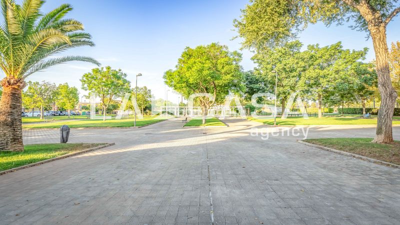 Foto a2aa36bf-5fca-4e5f-be28-0b5daaed169d. Pis amb aparcament piscina a Centro - Doña Mercedes Dos Hermanas