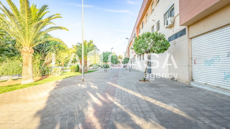Foto dffda930-d905-4bb3-b388-090fe9e354c3. Pis amb aparcament piscina a Centro - Doña Mercedes Dos Hermanas