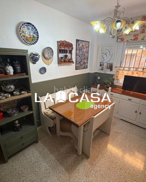 Foto ce482c9b-a0d0-465a-876d-6e63312587b9. Casa adossada amb calefacció aparcament a Avenida de Europa Montequinto