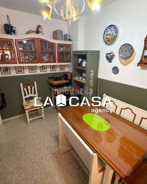 Foto ffe2f631-6ea4-49f7-a0c7-c81142f1c4b5. Casa adossada amb calefacció aparcament a Avenida de Europa Montequinto