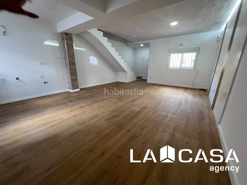 Foto 942d453d-b796-44ea-803e-e59f915c1737. Casa a Mairena del Alcor