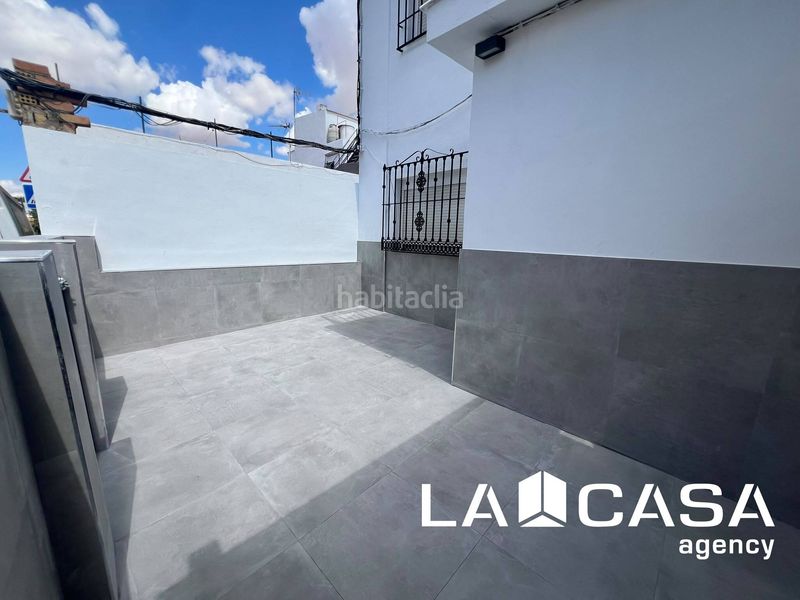 Foto d269d008-2e23-4636-8df8-57d6830cb115. Casa a Mairena del Alcor