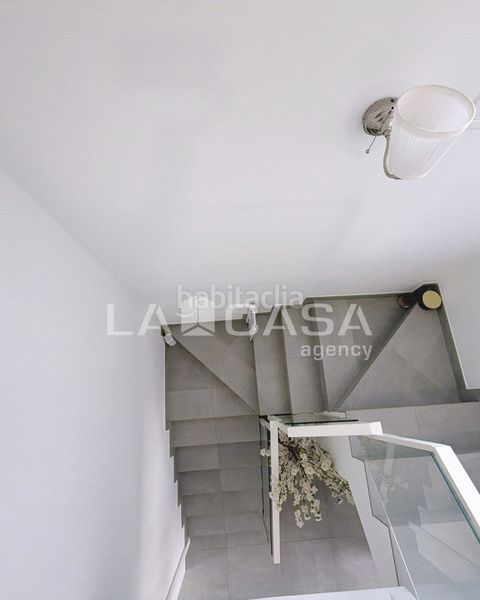 Foto bfb9a957-f161-4aab-8180-295cc7966241. Casa adossada amb calefacció aparcament a Entrenúcleos Dos Hermanas