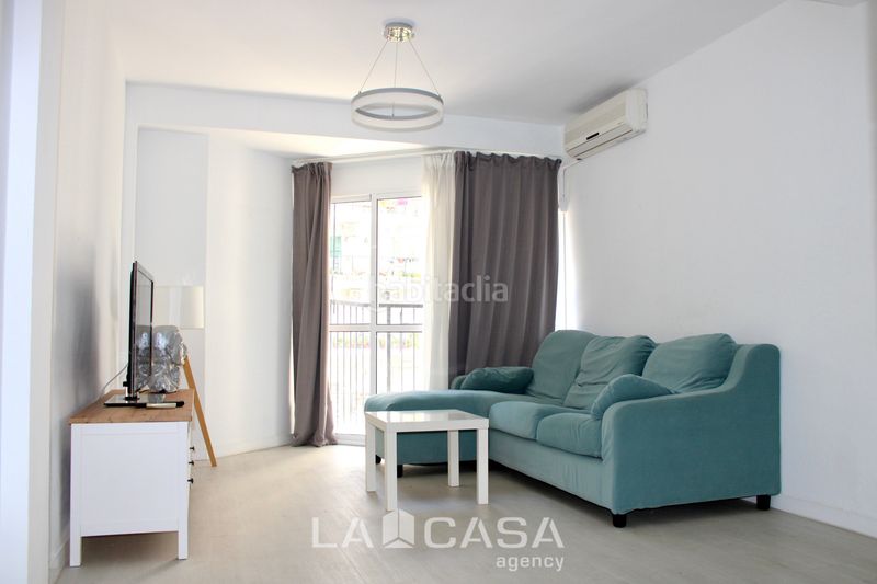 Foto 8cc2b411-ff89-406e-98ff-935091c38d79. Pis amb aparcament a La Calzada - La Florida Sevilla