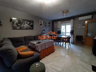 Haus en Campo de la Verdad - Miraflores. Casa en campo de la verdad parte alta