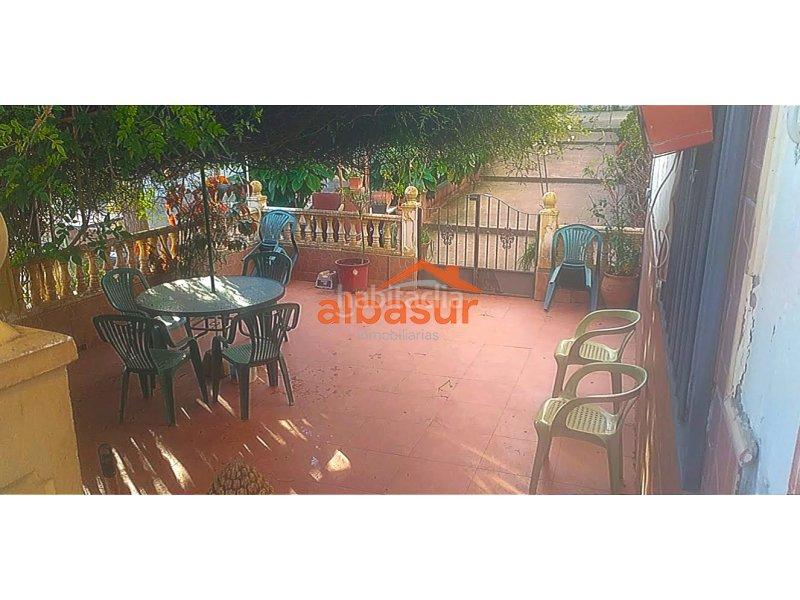 Foto 1c47f36a-0dd7-430f-bb0d-042b9e9b133c. Chalet magnífico chalet con piscina en Almodóvar del Río