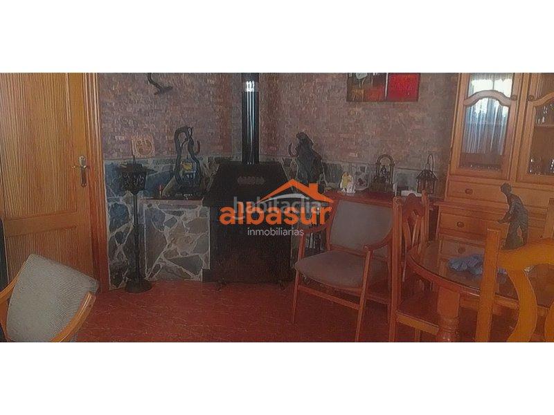 Foto 8844d9e3-03f0-4939-8807-43339ee1d9c8. Chalet magnífico chalet con piscina en Almodóvar del Río