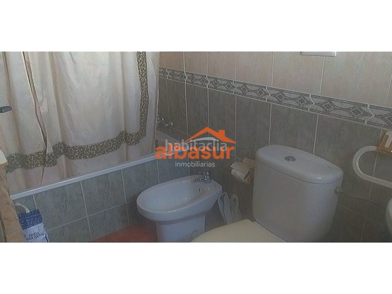 Foto edd9c8f6-fb91-469a-9aca-6ca05715795c. Masia amb xemeneia calefacció piscina a Almodóvar del Río