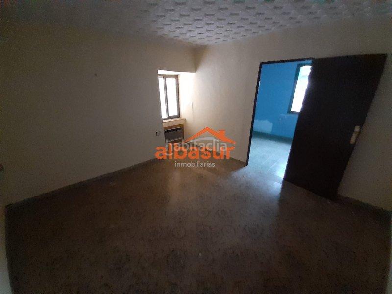 Foto 130a2d21-8098-4d25-950f-ff07255a3bab. Casa in calle ronquillo briceño 2 in casco histórico - ribera - san basilio Córdoba