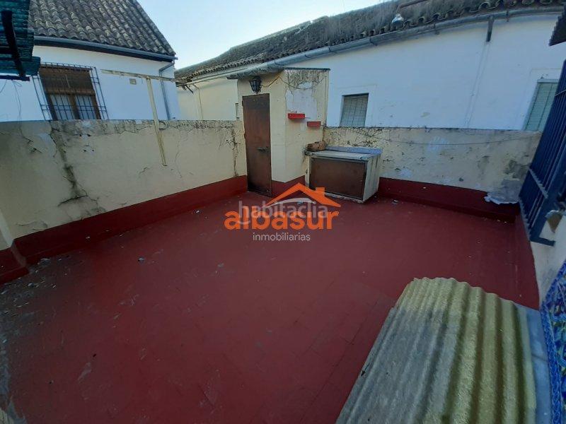 Foto 2cccf0d9-588a-4fbf-bac6-adbcc835a85f. Casa in calle ronquillo briceño 2 in casco histórico - ribera - san basilio Córdoba