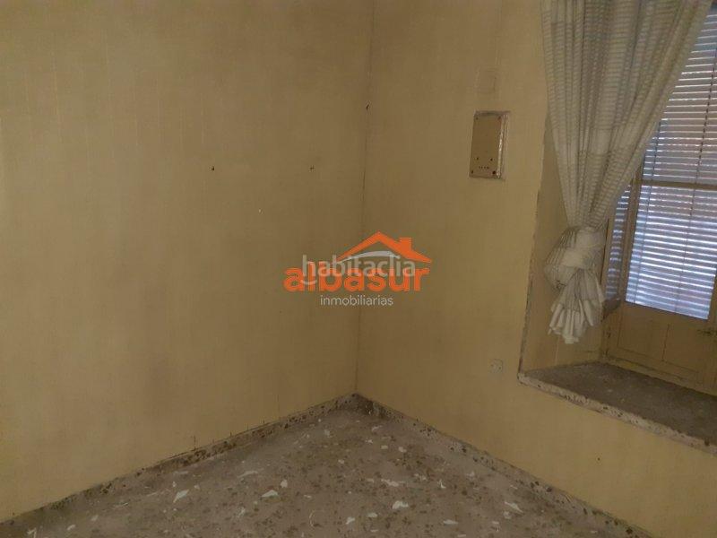 Foto 504c5836-f76e-4eb3-80a6-ca424b9bd464. Casa in calle ronquillo briceño 2 in casco histórico - ribera - san basilio Córdoba