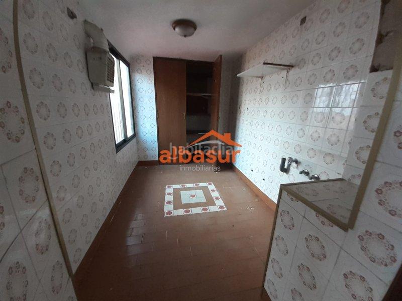 Foto 60e16e76-2258-4451-93a5-cfc66d3ae24a. Casa in calle ronquillo briceño 2 in casco histórico - ribera - san basilio Córdoba