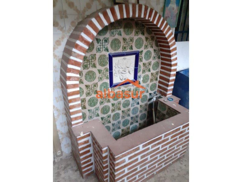 Foto d10758f3-372b-441a-a3c4-b9b89c061e3f. Casa in calle ronquillo briceño 2 in casco histórico - ribera - san basilio Córdoba