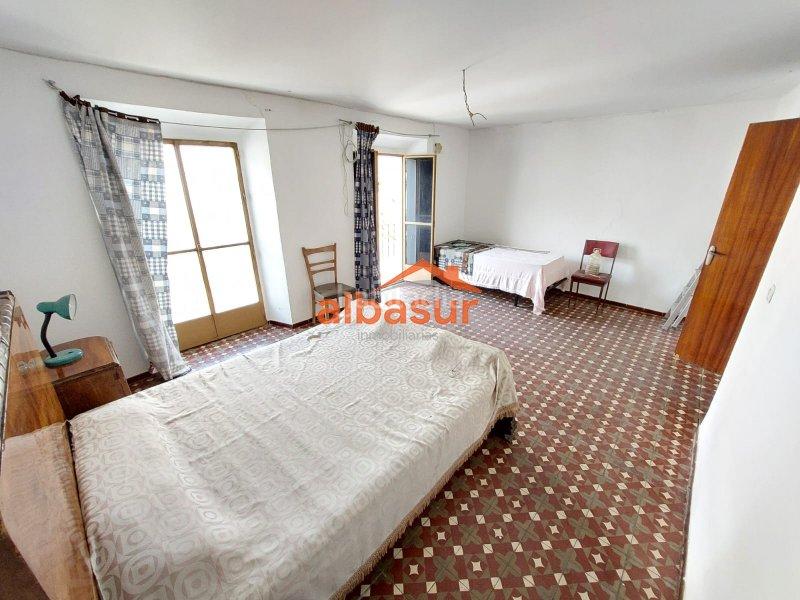 Foto 22ac25ba-1714-43c6-b0a6-d53839c90abe. Casa in casco histórico - ribera - san basilio Córdoba