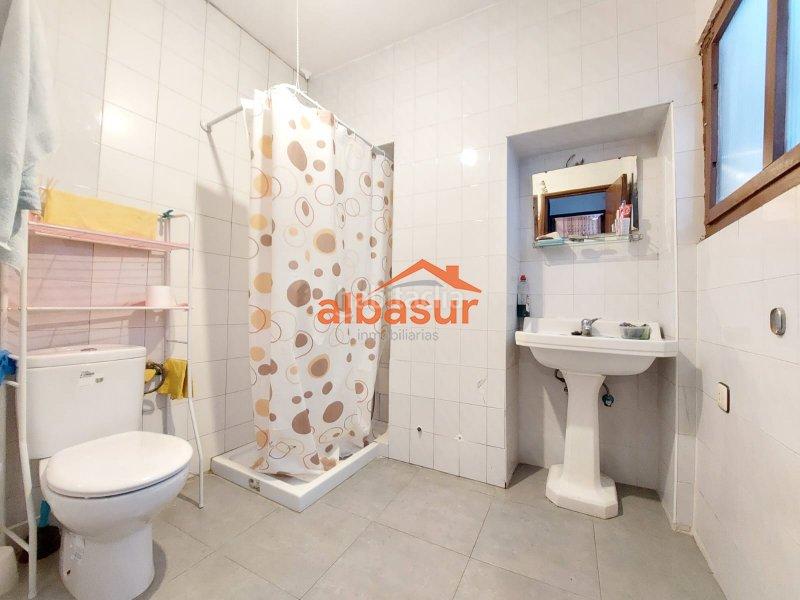 Foto 7739b372-db66-4d4f-af00-ead4712f7861. Casa in casco histórico - ribera - san basilio Córdoba