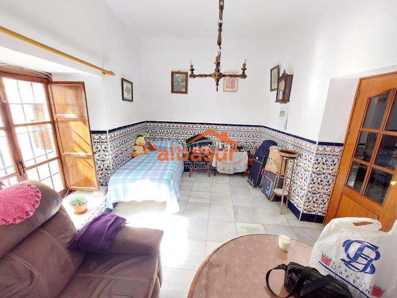 Foto 77f8a830-7e67-4c6c-a40f-828084e3f478. Casa in casco histórico - ribera - san basilio Córdoba