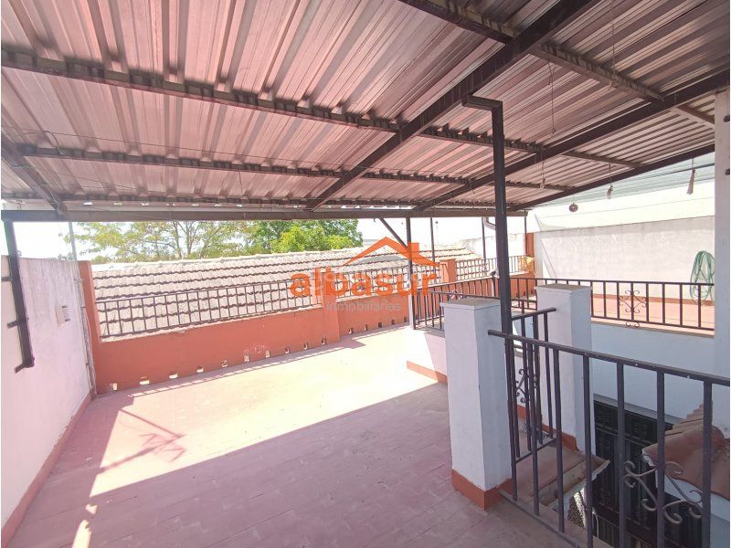 Foto 1b985a3d-12e2-4aa9-a689-74be7632ca31. Casa a Campo de la Verdad - Miraflores Córdoba