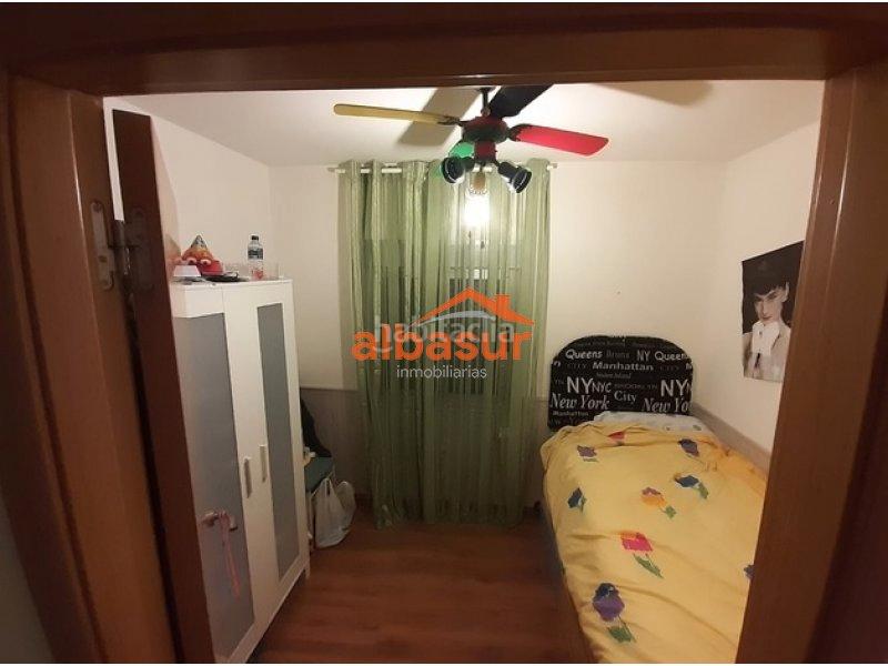 Foto 4e718294-9fd6-43fc-80a8-5053a924d0f3. Piso planta baja reformada en huerta la reina en Huerta de la Reina - Trassierra Córdoba