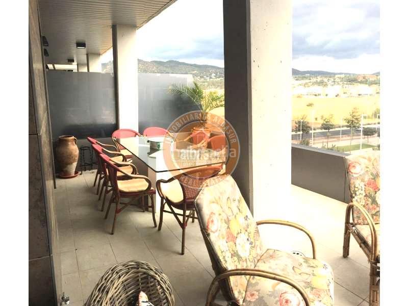 Foto fcd7c943-fc0c-4879-80d7-2f3f6cef8cf0. Appartamento con riscaldamento parcheggio piscina in Córdoba