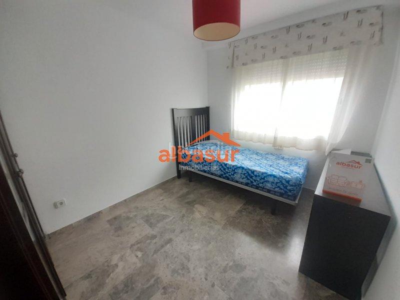 Foto 778cb824-d6ea-4ceb-9d89-a7f2c7441727. Flat with heating parking pool in El Brillante -El Naranjo - El Tablero Córdoba