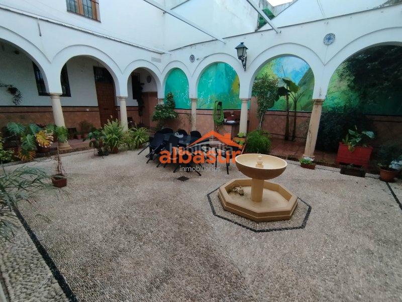 Foto 47b3559c-b8e8-4899-a33f-0caccbf2bc5a. Casa a schiera con riscaldamento in casco histórico - ribera - san basilio Córdoba