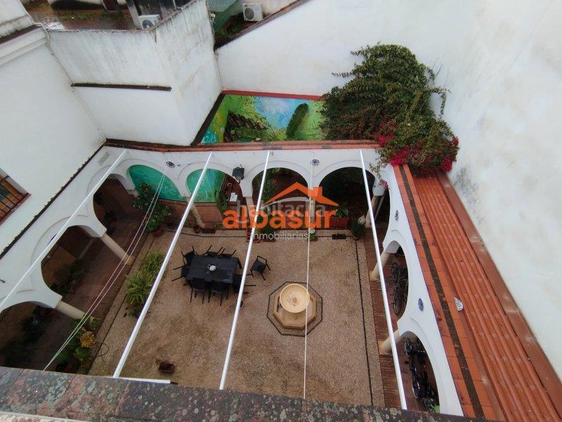Foto edacdc65-edb8-4a9e-a69a-9c1e0afb4926. Casa a schiera con riscaldamento in casco histórico - ribera - san basilio Córdoba