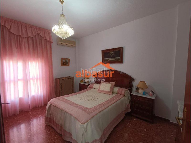 Foto 4512ddfc-0b62-4b53-b29d-14d554df0a4c. Casa amb calefacció a Campo de la Verdad - Miraflores Córdoba